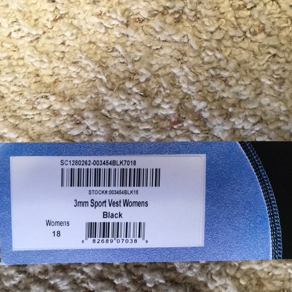 NWT Bare 3mm Sport Vest (wetsuit) - Picture 4 of 5